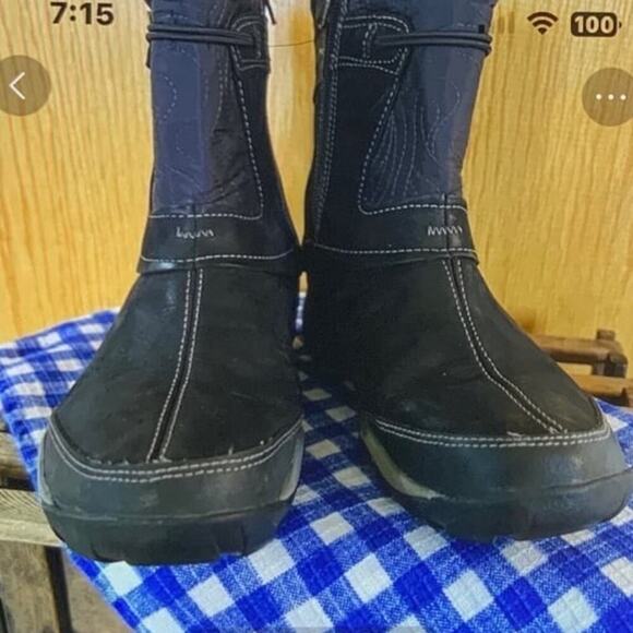 Merrell women’s boots size 8.5 - Picture 3 of 8